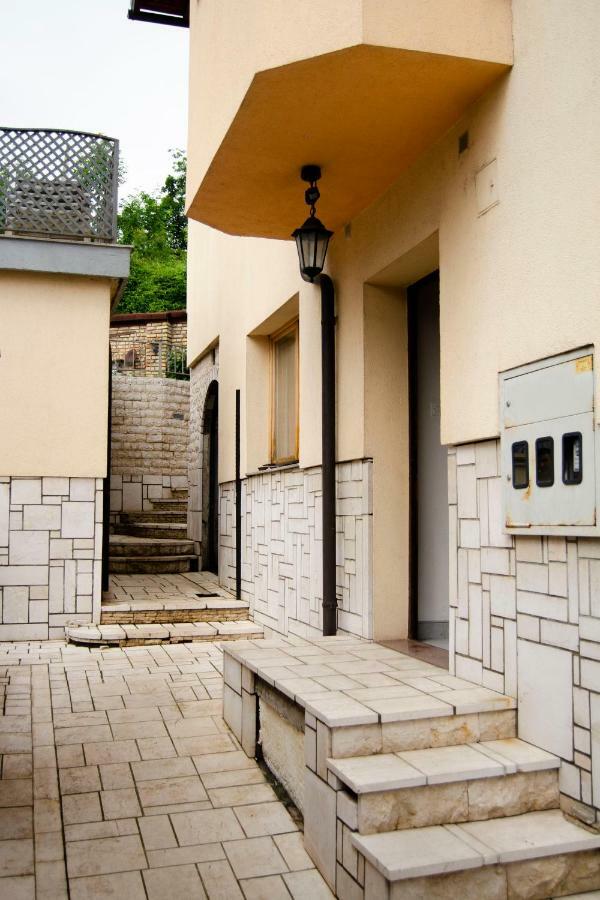 Apartmani Aa サラエヴォ エクステリア 写真