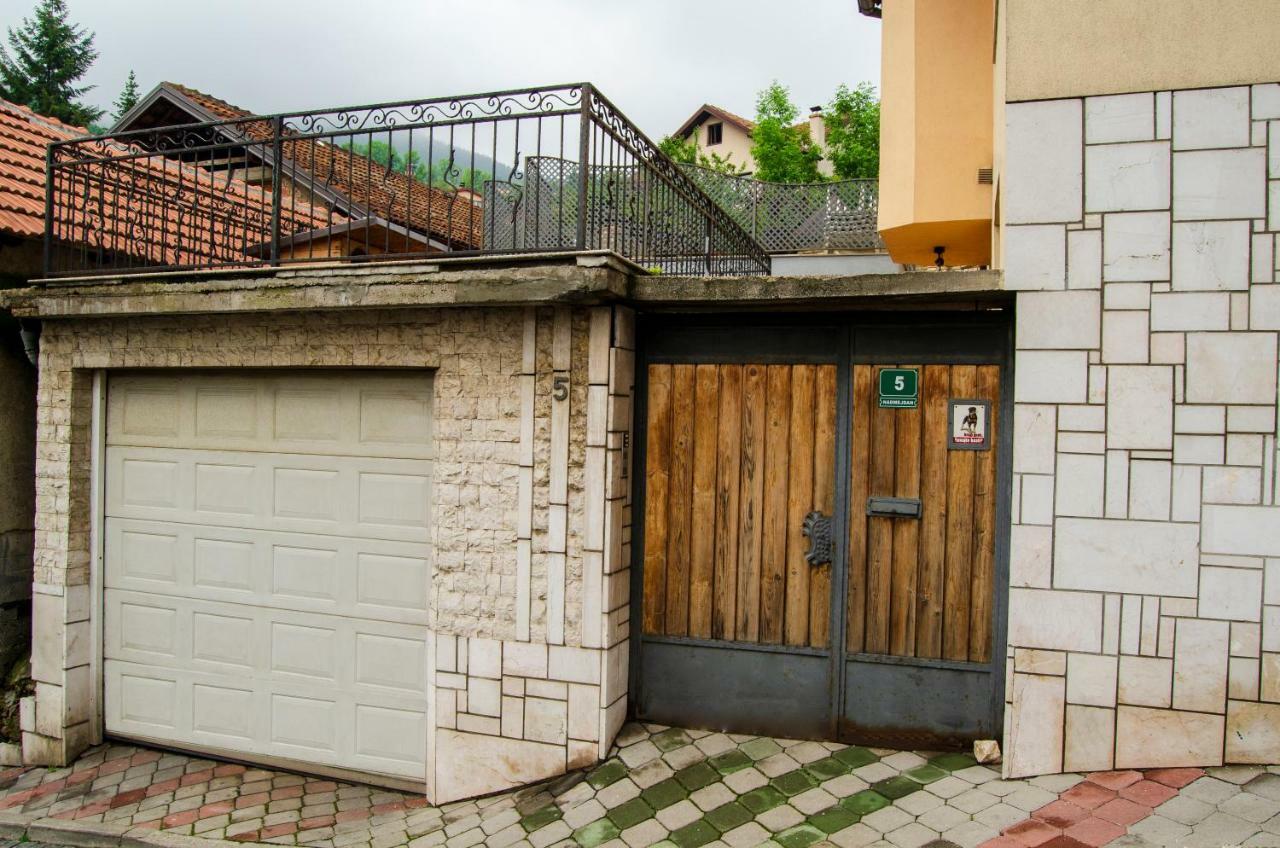 Apartmani Aa サラエヴォ エクステリア 写真